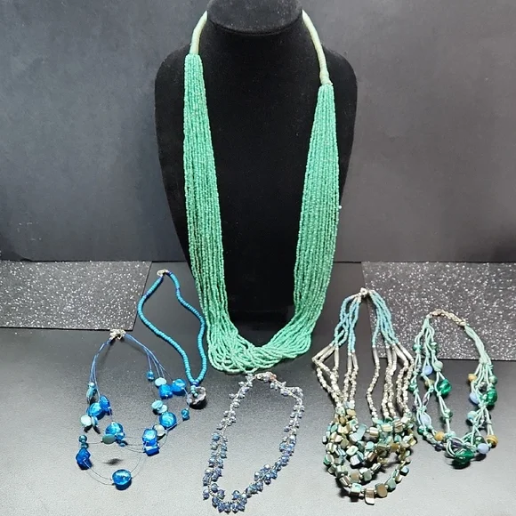 Elegant Green and Blue Beaded Necklace Lot Of 6 - Picture 1 of 14